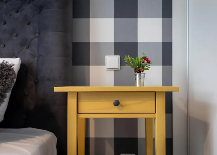 Blue Sky Perla C1 Invest 斯克拉斯卡波伦巴